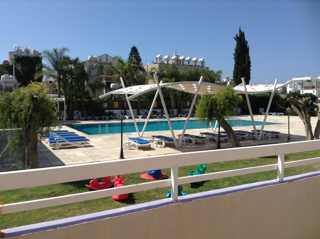 Valana Hotel Apartments Limassol Exterior foto